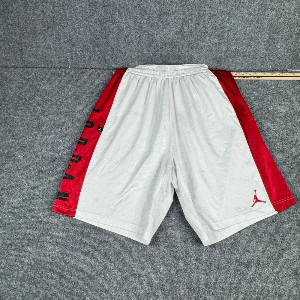 Jordan Shorts Mens Size XXL White Red Dri-Fit Mesh Athletic Basketball Graphic